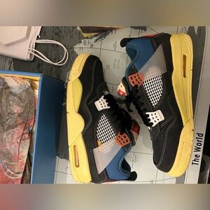 Jordan 4 union off noir